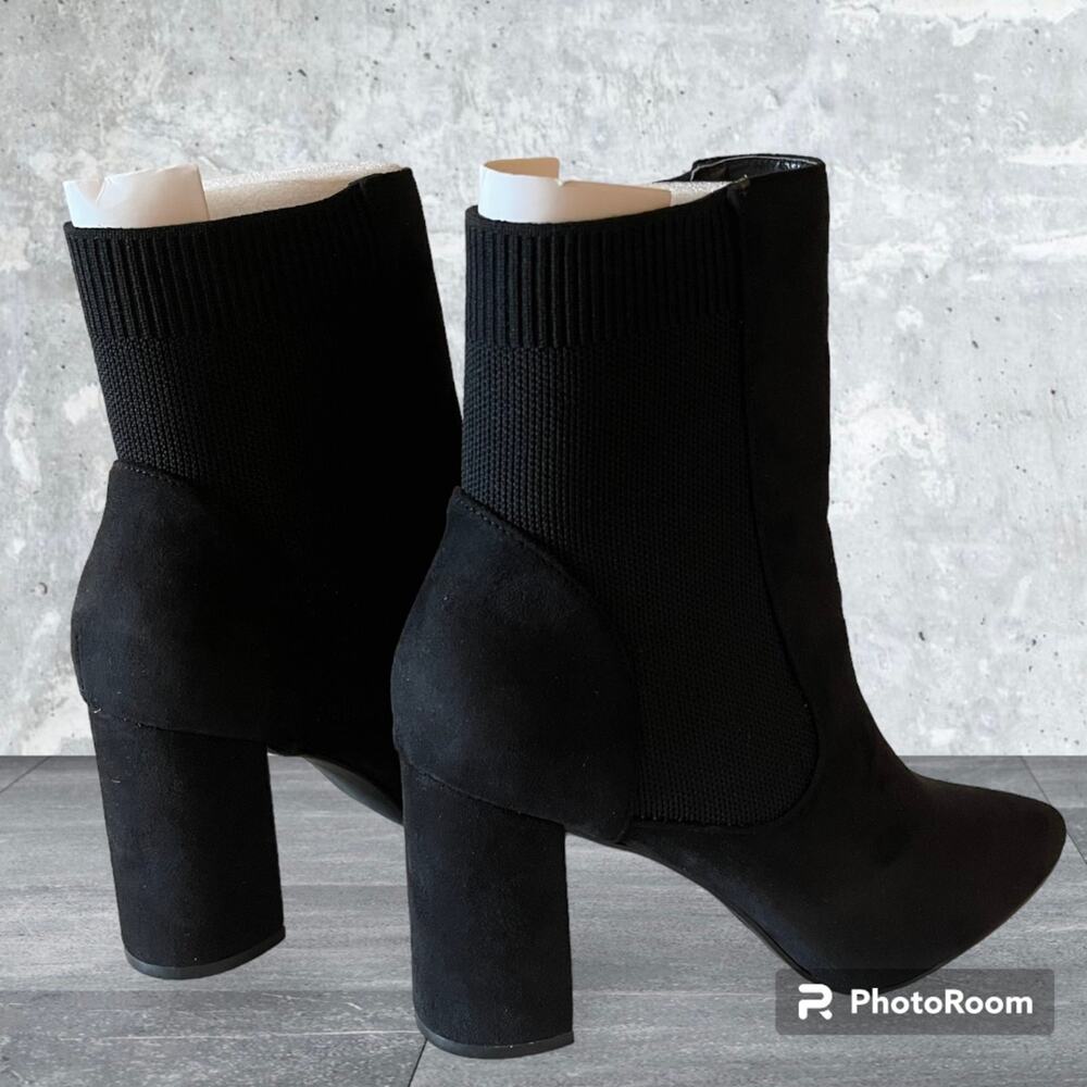 NWB Black Stretchy Pull on Sock Boots Size 9